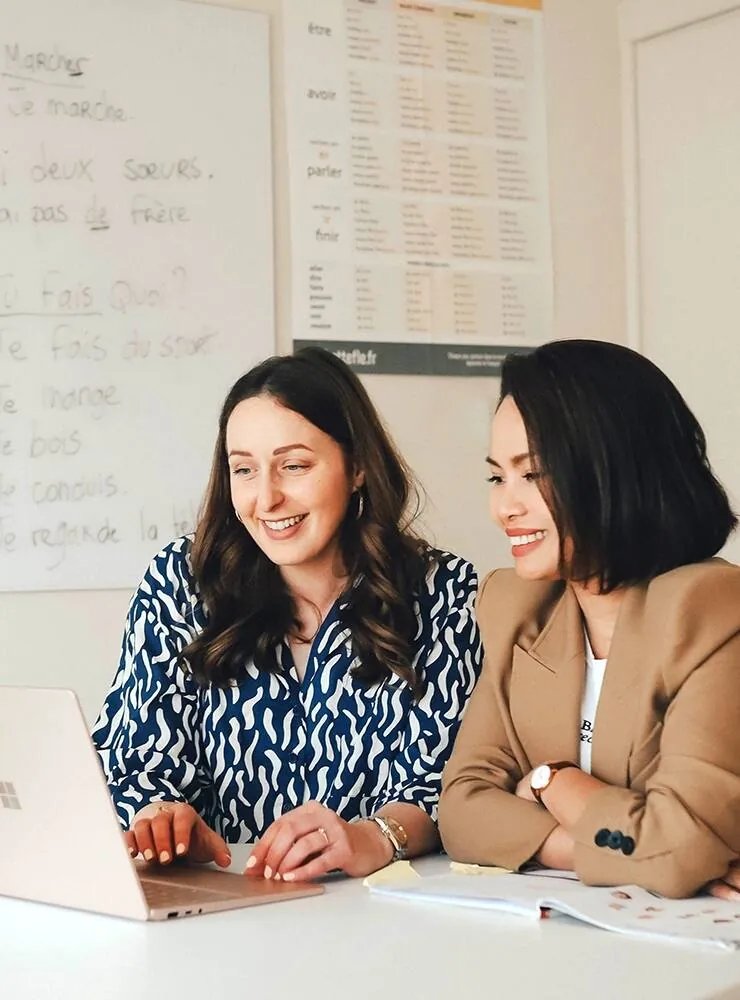 French lessons Adelaide Interactive in-person French lesson at Bonjour Australia School, Adelaide, with a focus on practical language application.